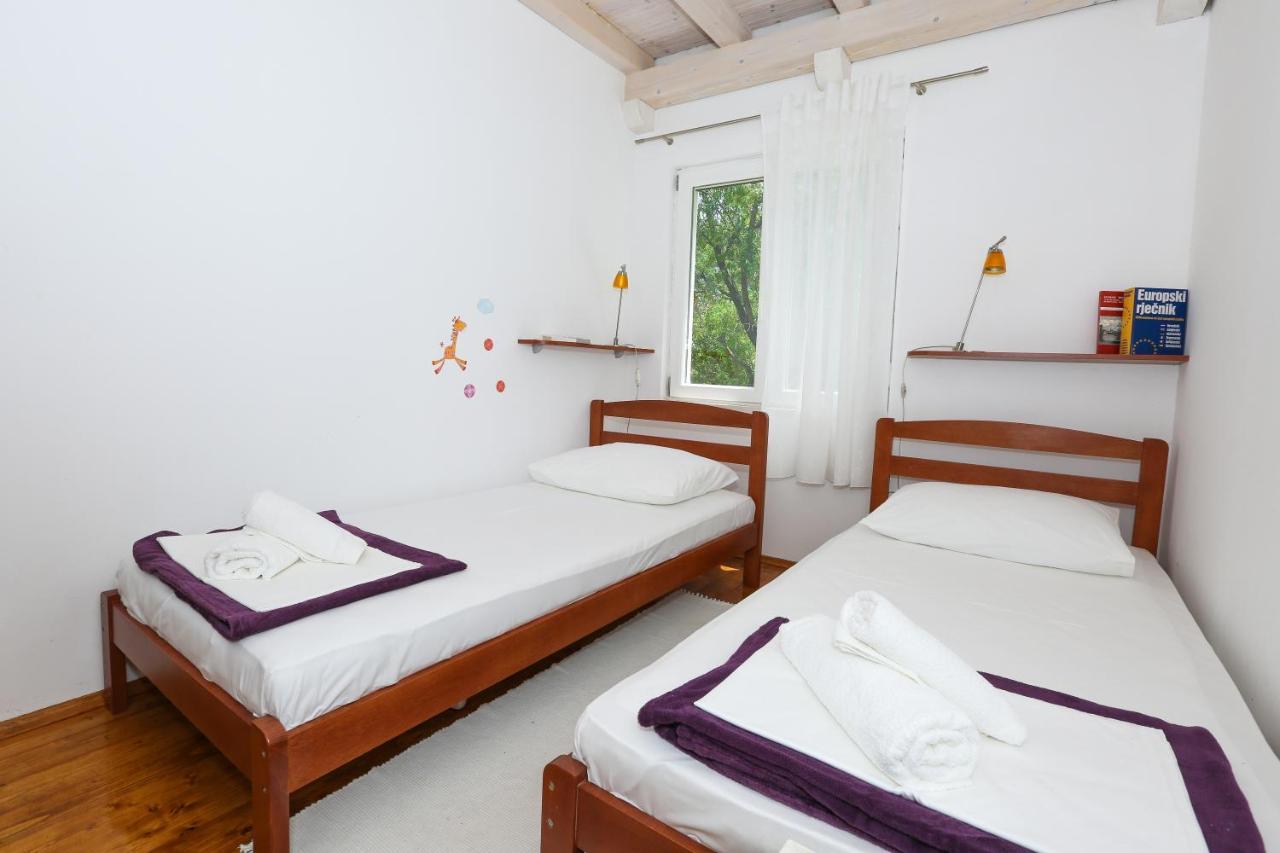 Spacious Apartment Lucia Prožura المظهر الخارجي الصورة