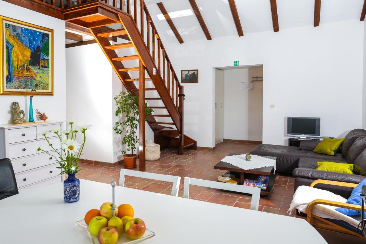 Spacious Apartment Lucia Prožura المظهر الخارجي الصورة